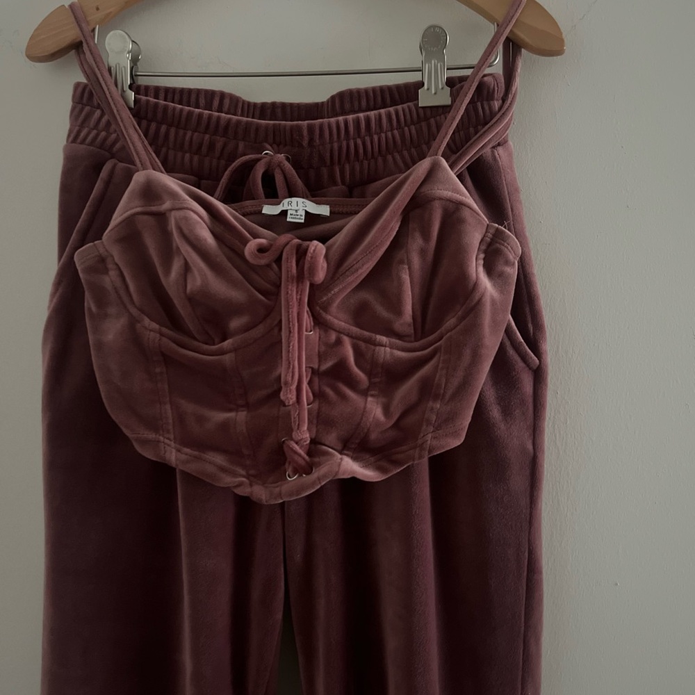 Iris Velvet Jumpsuit in Mauve